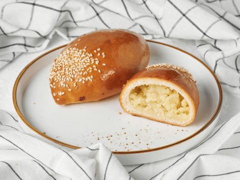 Пирожок с картофелем, 80 гр — Жуковский хлеб