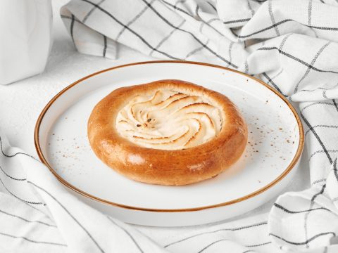 Ватрушка с творогом, 100 гр — Жуковский хлеб
